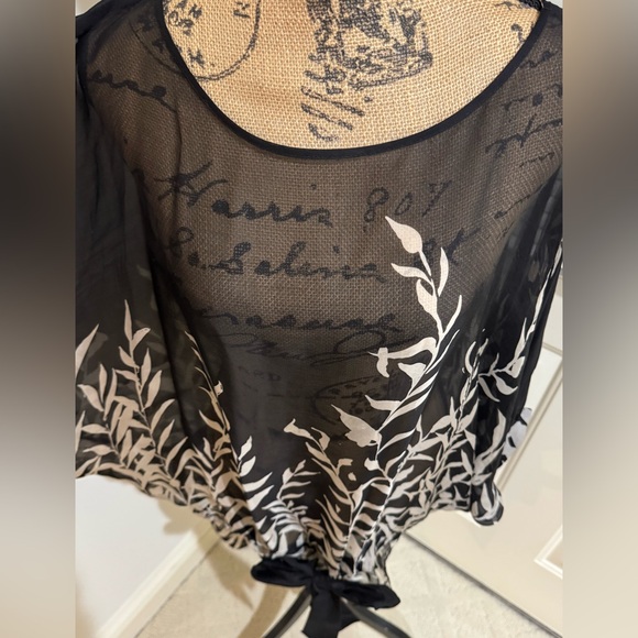 Burlapp sheer silk black and taupe gorgeouss feminine top size smalll - Picture 6 of 11